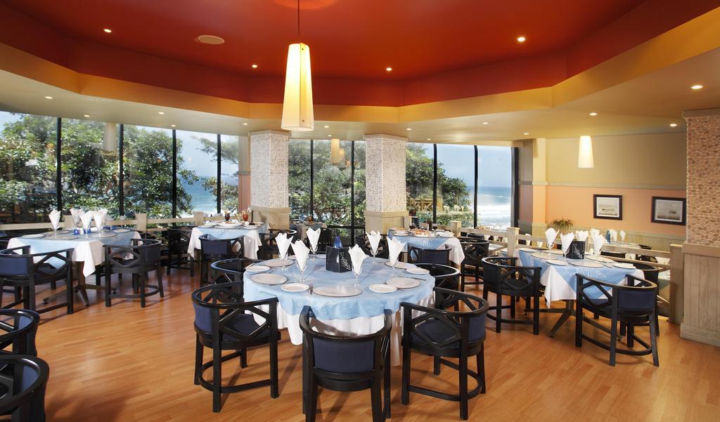 Hotel Wild Coast Sun Port Edward Esterno foto