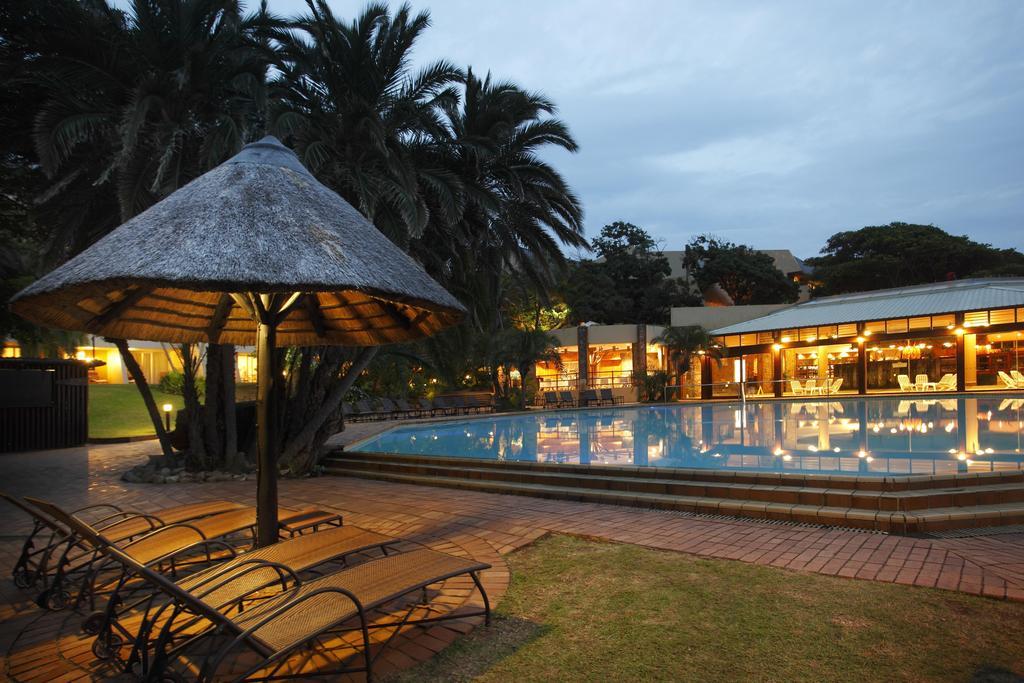Hotel Wild Coast Sun Port Edward Esterno foto