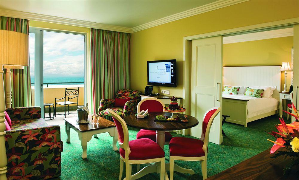 Hotel Wild Coast Sun Port Edward Esterno foto