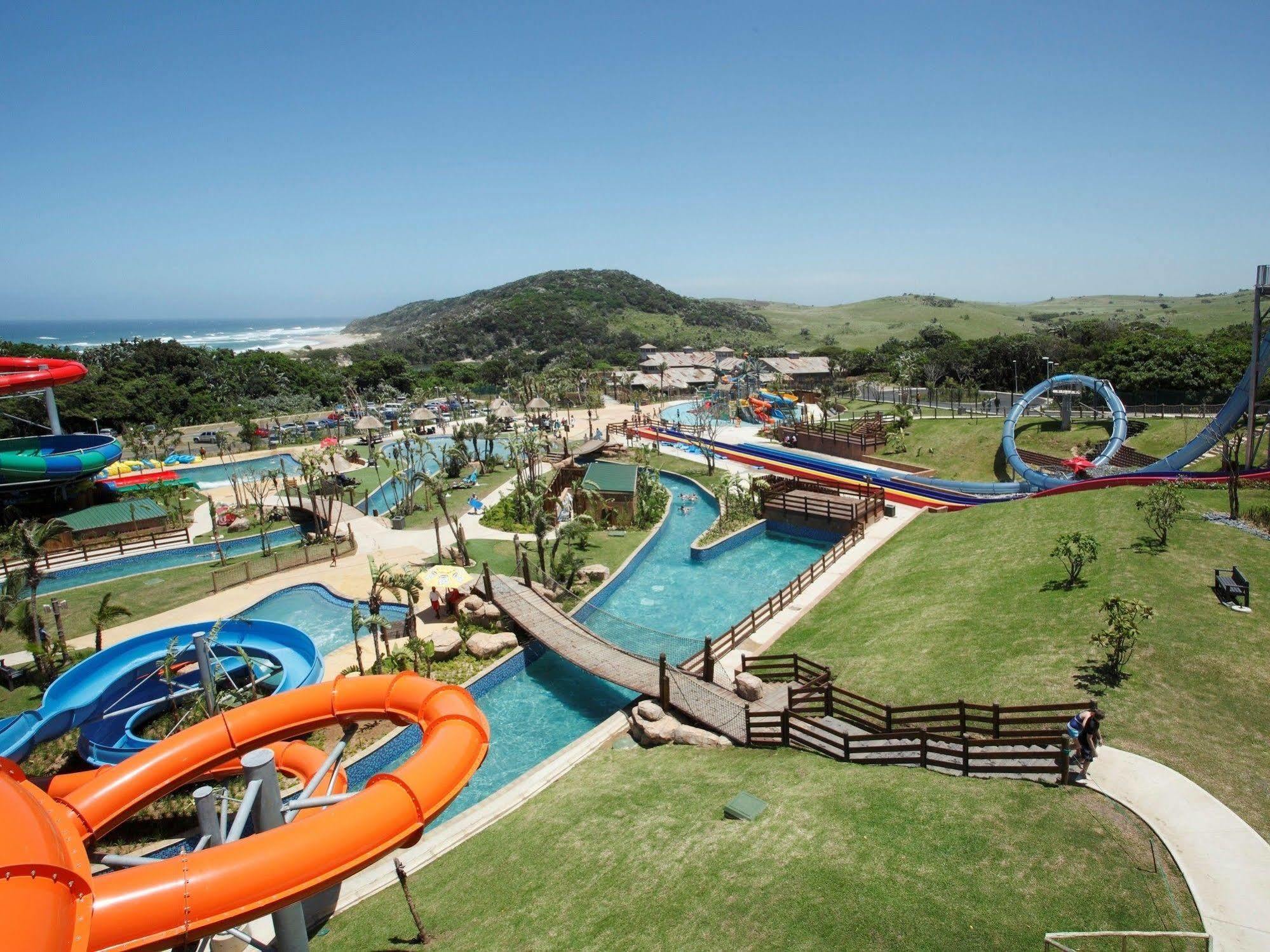 Hotel Wild Coast Sun Port Edward Esterno foto